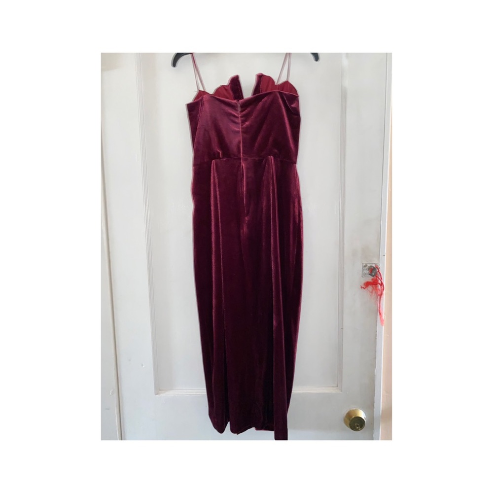 Dress - Picture 2 of 2